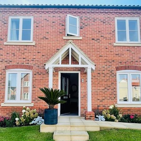 Stunning! Beautiful Contemporary Property In Holt, Norfolk Холт Экстерьер фото