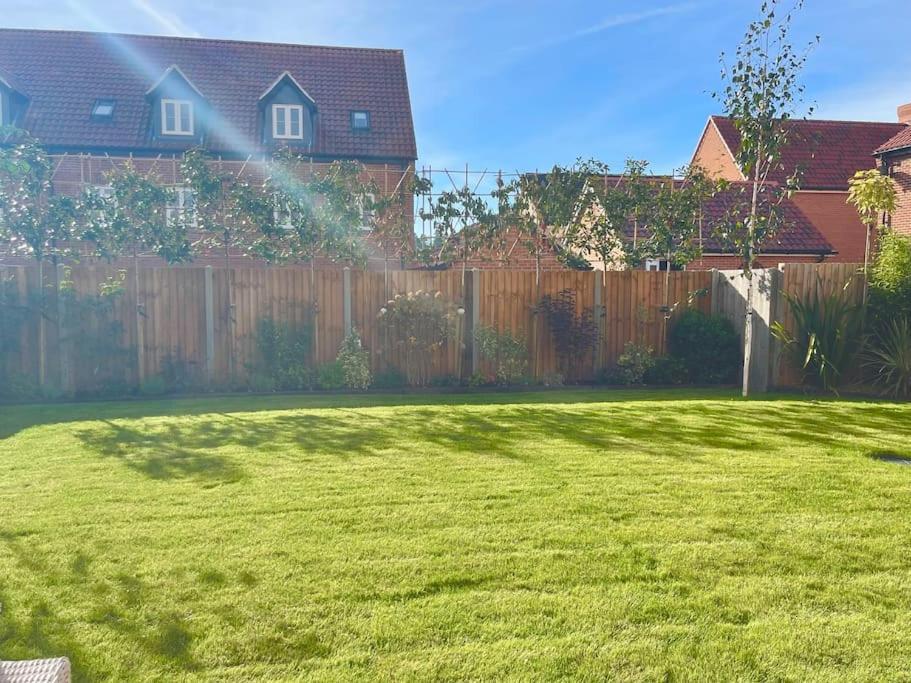 Stunning! Beautiful Contemporary Property In Holt, Norfolk Холт Экстерьер фото