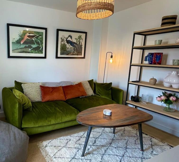 Stunning! Beautiful Contemporary Property In Holt, Norfolk Холт Экстерьер фото